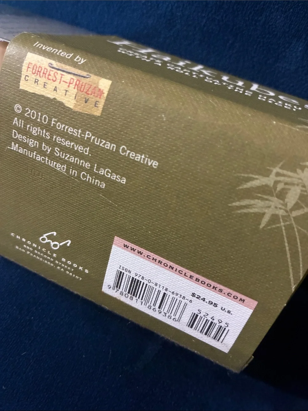 Haiku Haikubes Dice Game - Olive Green and White Box